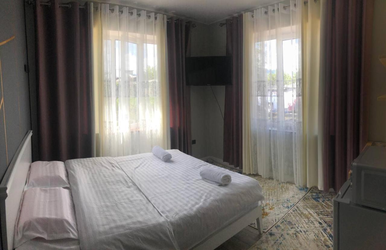 Vavilon Apartment Каракол Екстериор снимка