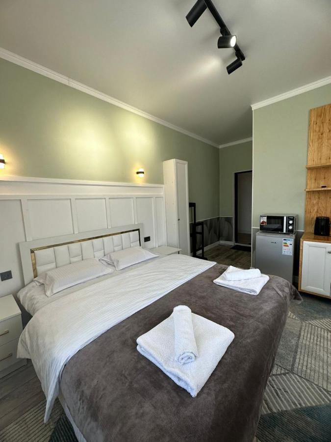 Vavilon Apartment Каракол Екстериор снимка